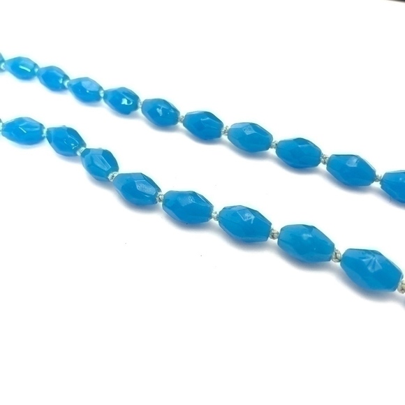Vintage Blue Agate Beaded Necklace - Picture 4 of 5